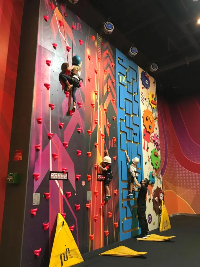 Extreme Zone - Indoor activities