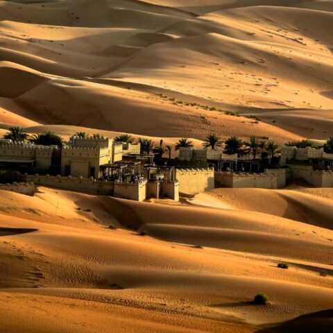 6 Amazing Desert Hotels in Abu Dhabi
