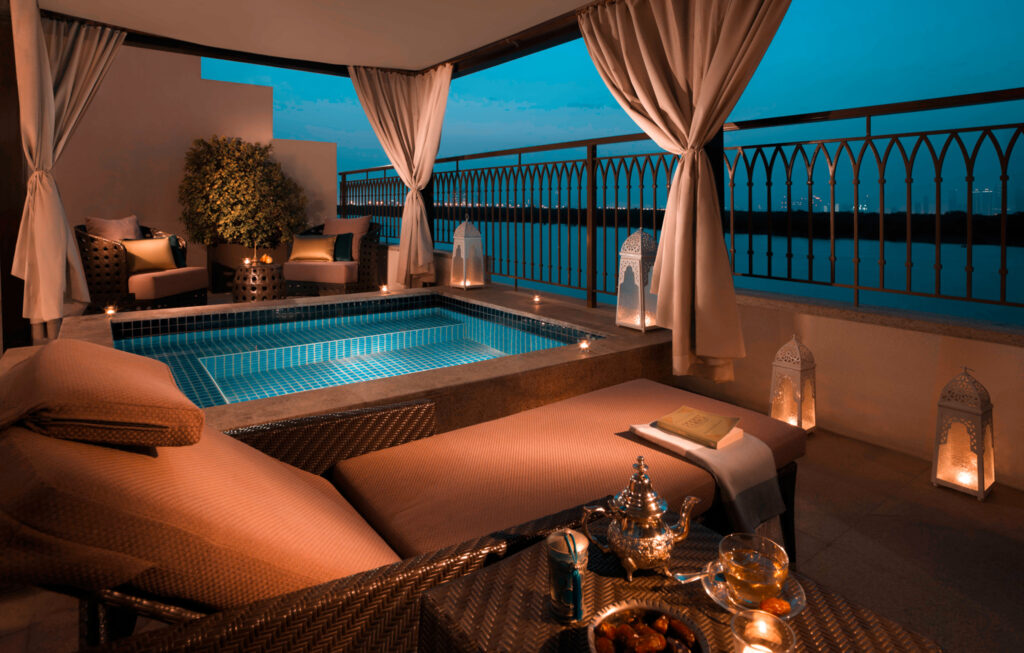 private pool hotel abu dhabi