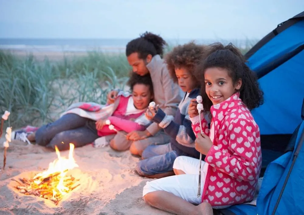 abu dhabi camping beach