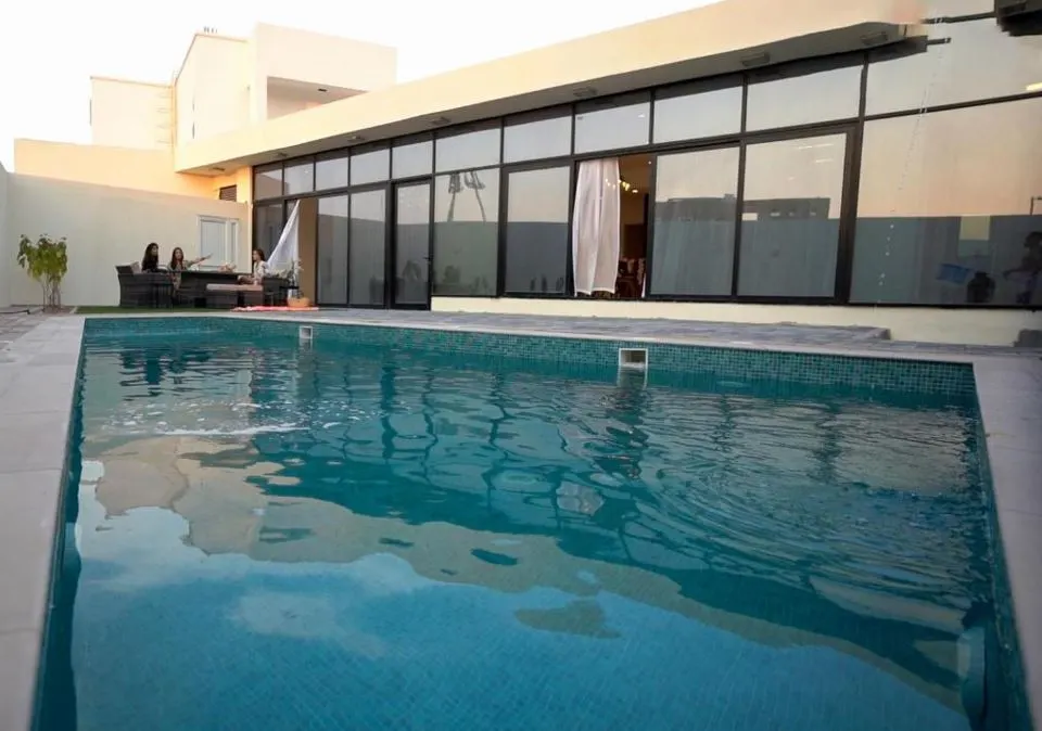 private swimming pool hotel in abu dhabi