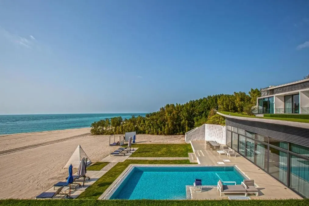 hotel room with private swimming pool in abu dhabi