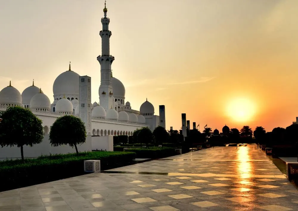 mosque in abu dhabi images