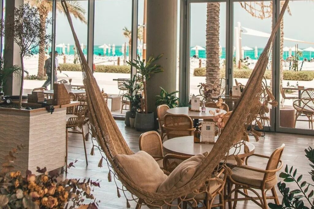Attractive places in Abu Dhabi
