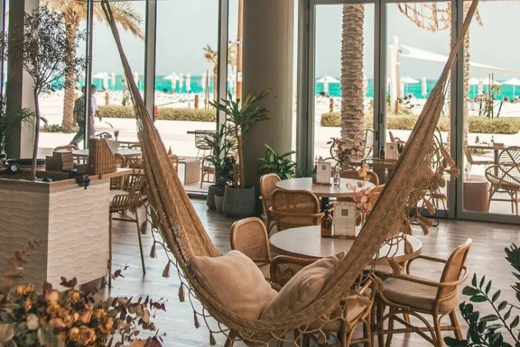 Attractive places in Abu Dhabi