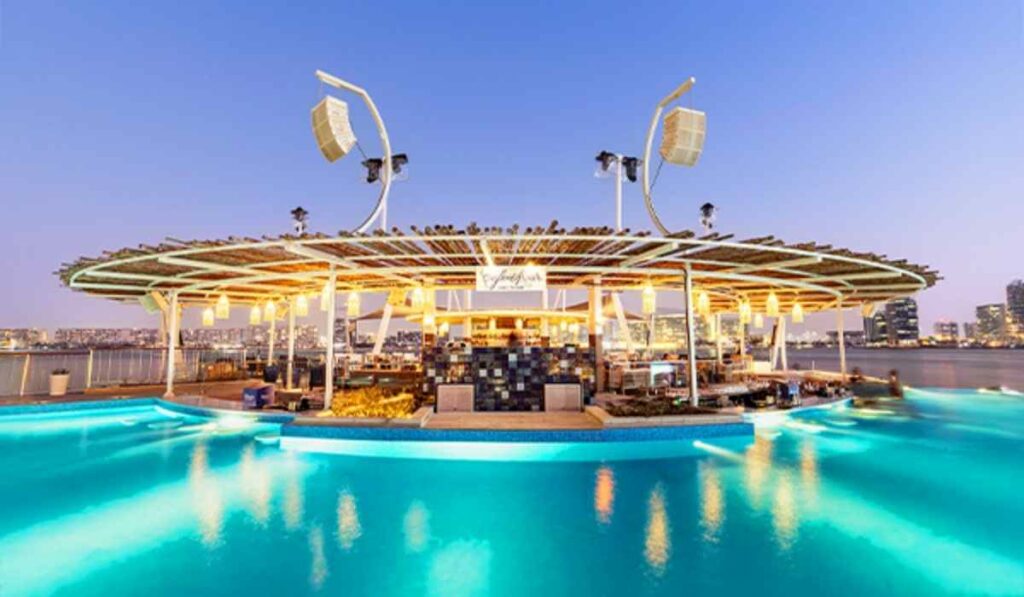 Nightlife in Abu Dhabi