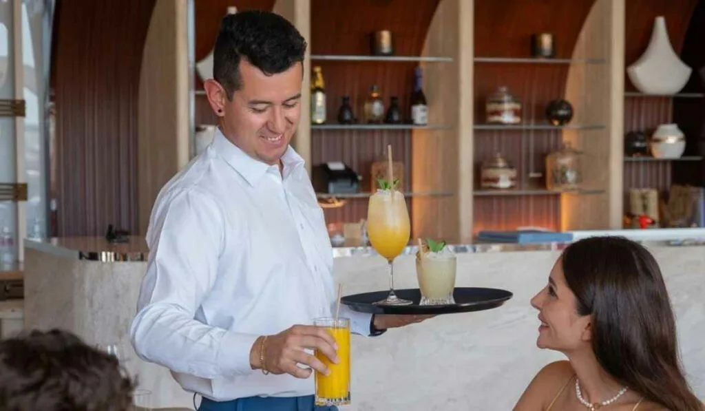Sunday brunch in abu Dhabi