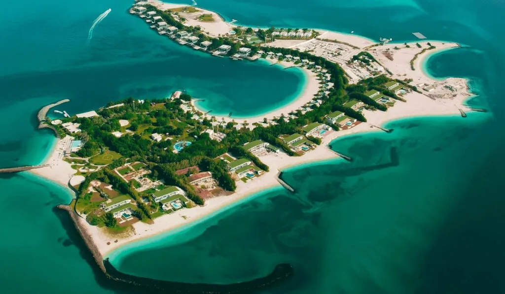 islands in abu dhabi
