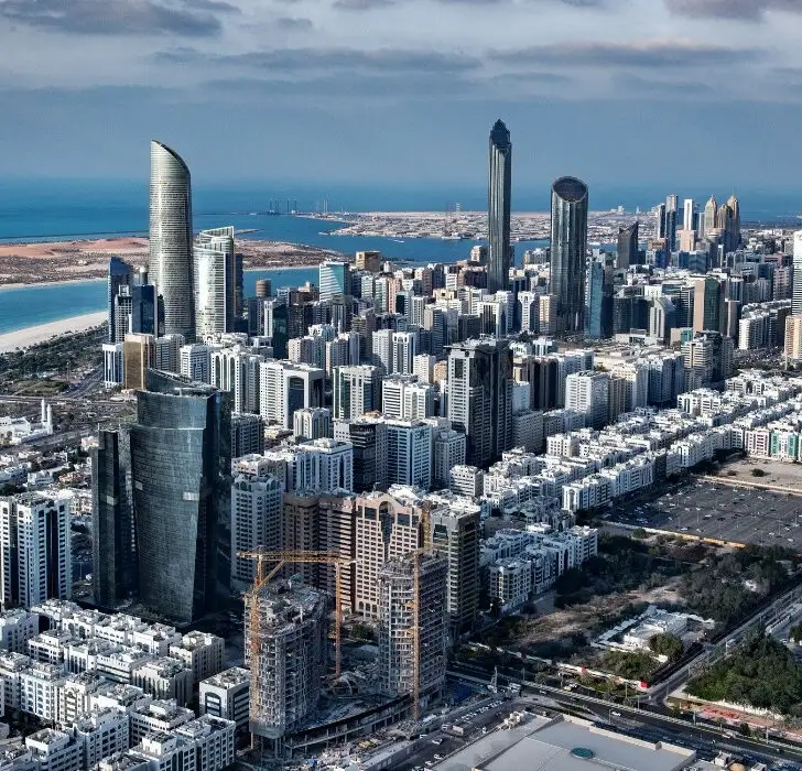 new mini-city between Abu Dhabi and dubai