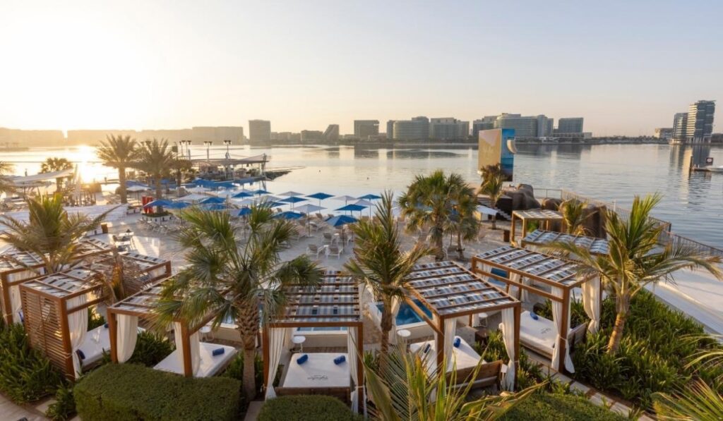 Weekend Brunch at Café del Mar Abu Dhabi