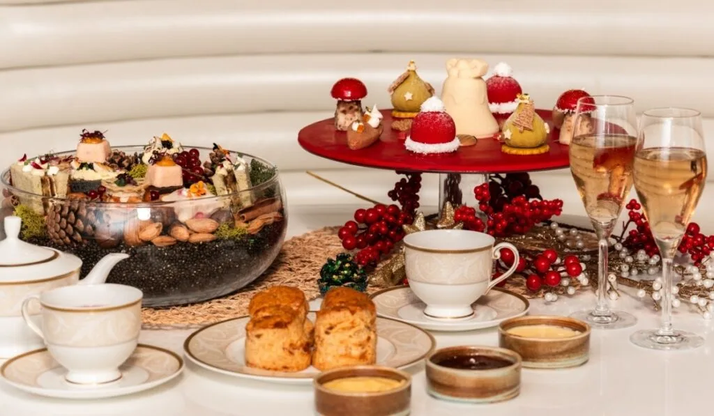 christmas at grand hyatt abu dhabi - festive afternoon tea