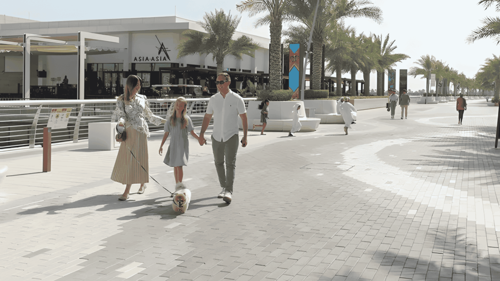 Pet-Friendly Hotels & Restaurants