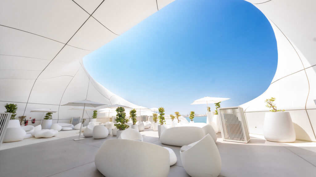 outdoor dining abu dhabi at ANKO Japanese patisserie & Cafe