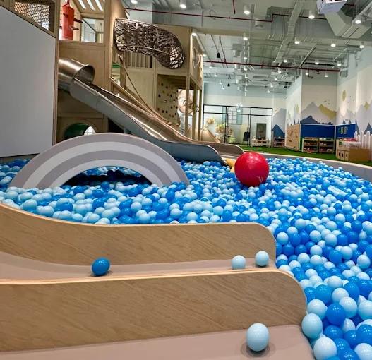 Restaurants With Indoor Play Area in Abu Dhabi at Havana Café & Restaurant, Al Marina