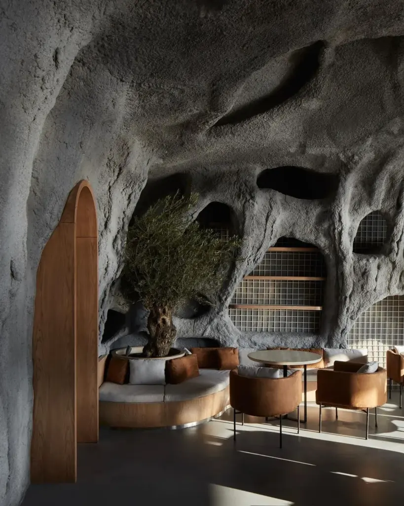 BEST Dining Spots in Abu Dhabi