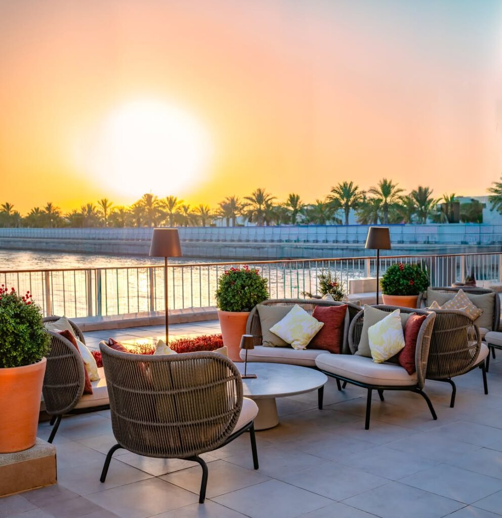 best outdoor restaurants in abu dhabi at Paradiso