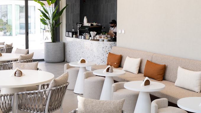 Outdoor Cafes in Abu Dhabi