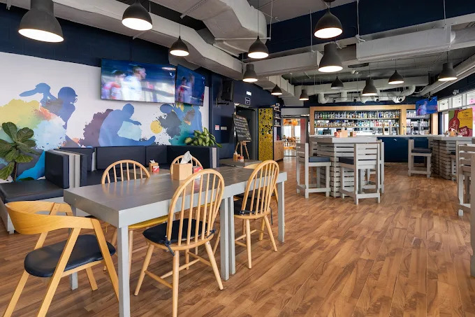 Pet friendly restaurants in Abu Dhabi at The Boundary, Khalifa City