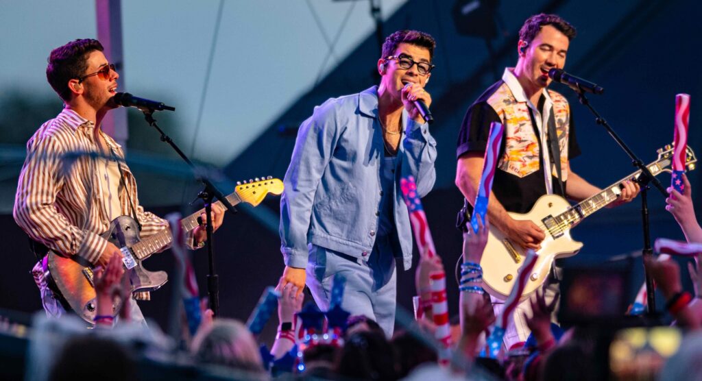 Jonas Brothers and Ne-Yo Join OFFLIMITS Festival Line Up