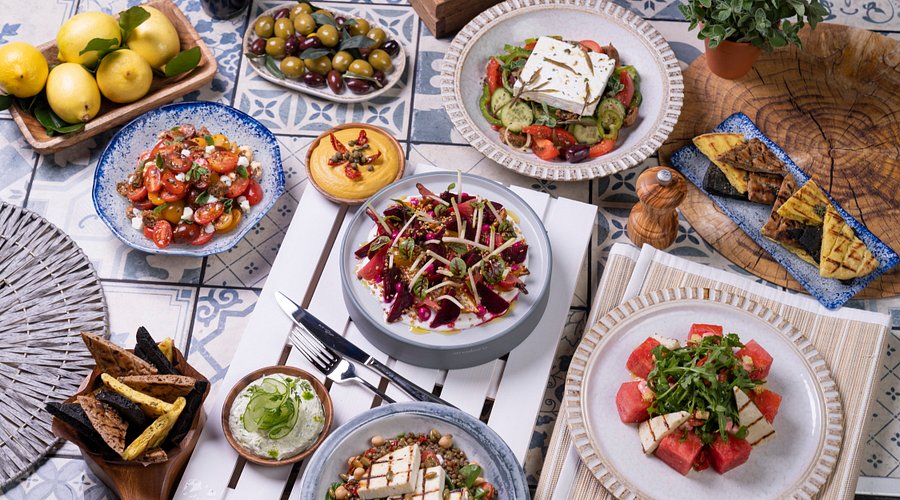 greek restaurants in abu dhabi