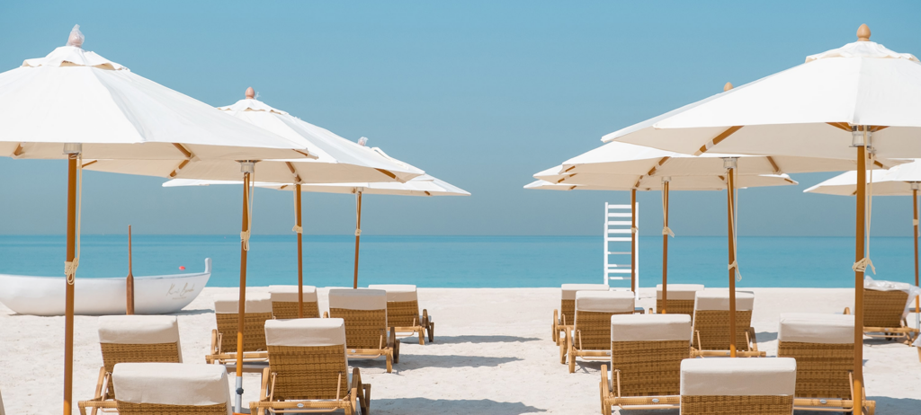 abu dhabi one day trip at kai beach