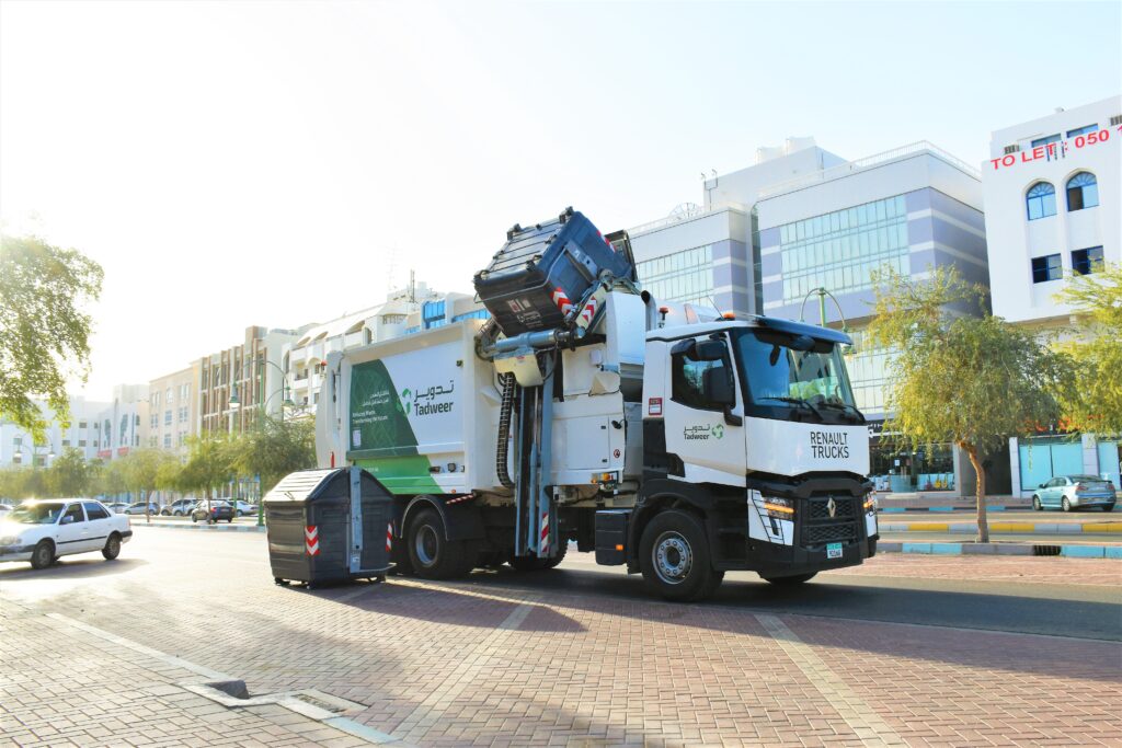 Abu Dhabi’s Big Clean-Up Has Already Covered More Than 205,000km Of Roads 1 Abu Dhabi Clean Up Truck