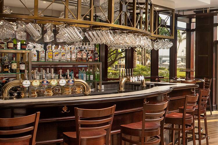 Where To Watch the Opening Weekend of the Premier League in Abu Dhabi 8 Brauhaus Beach Rotana