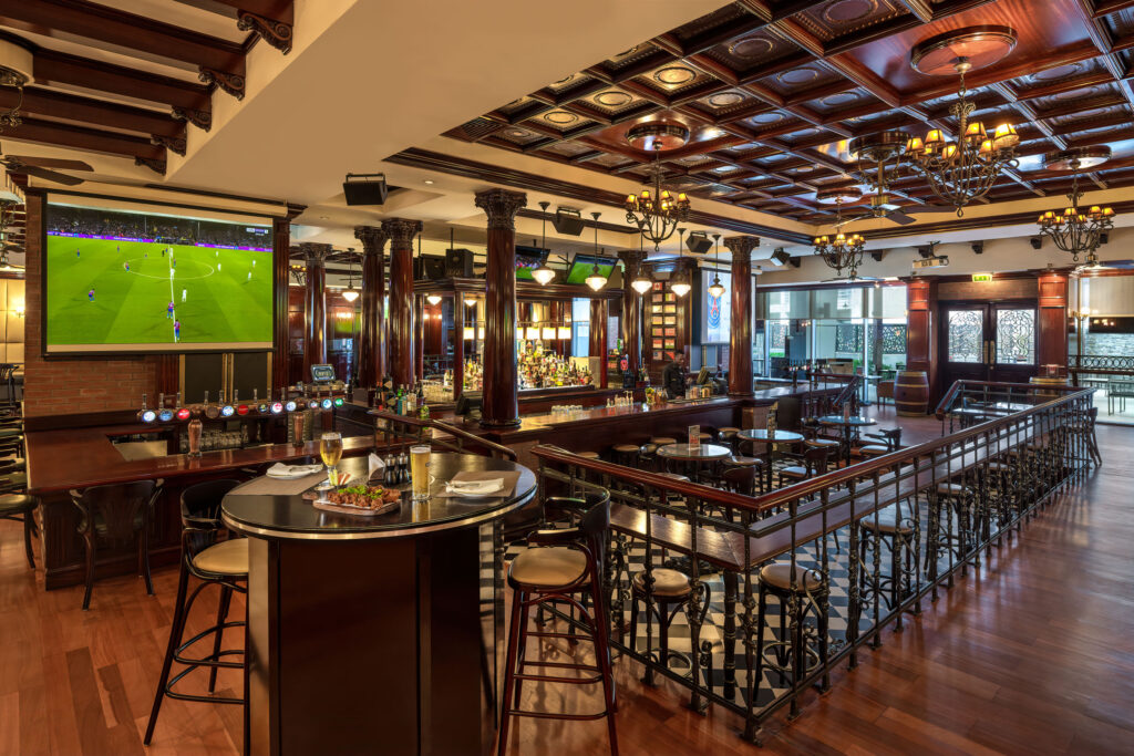 Calling All Teachers, These Abu Dhabi Dining Deals Are Worth Using Before the School Year Starts 9 Coopers Gastrobar