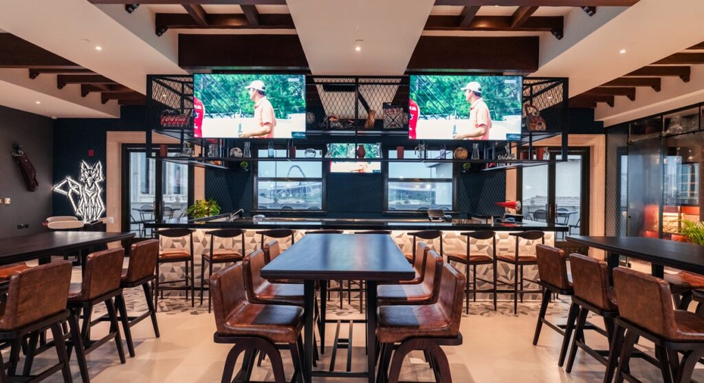 Gather Your Cleverest Mates for These Quiz Nights in Abu Dhabi 4 Crafty FOx