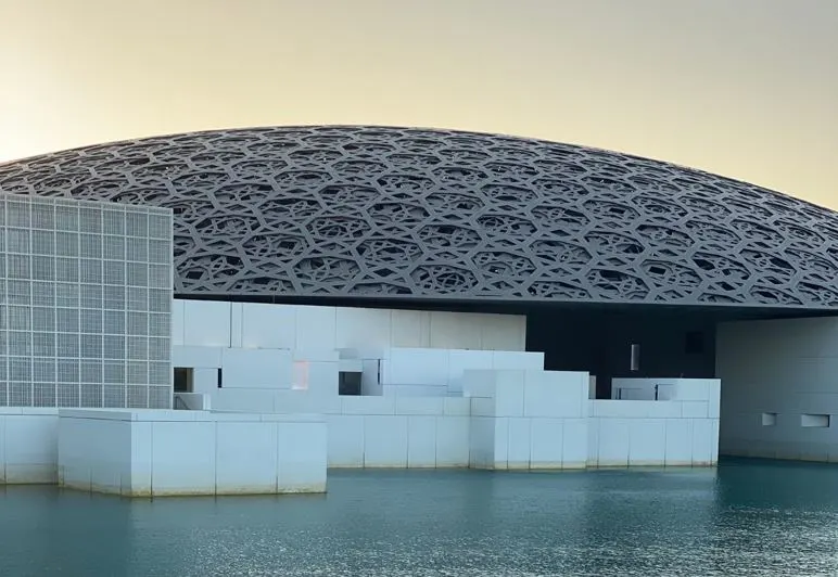 free yoga session at louvre abu dhabi